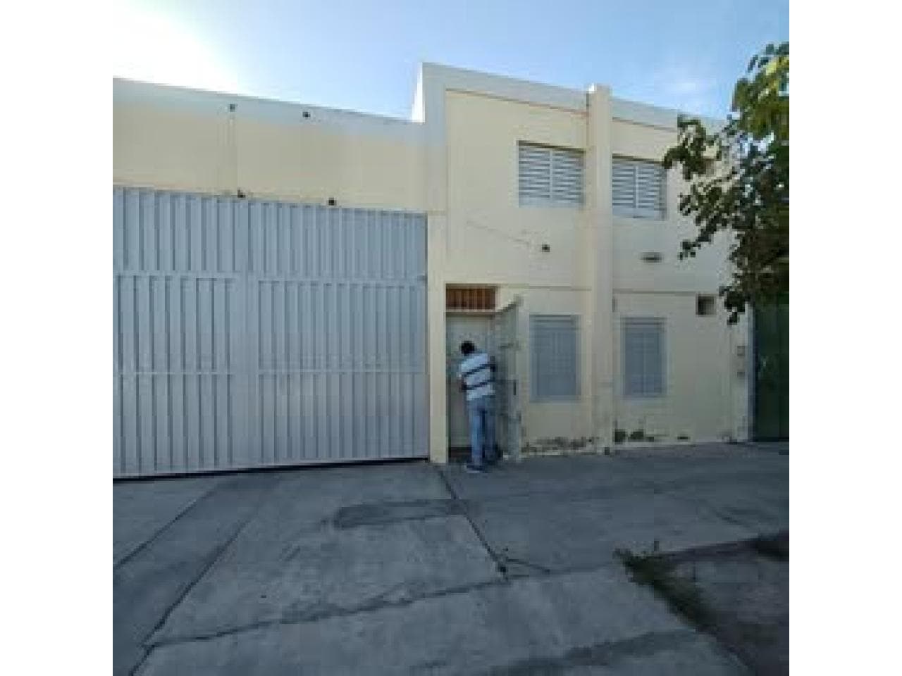 Alquiler De Galpon En Villa Krause 220m2. Rawson