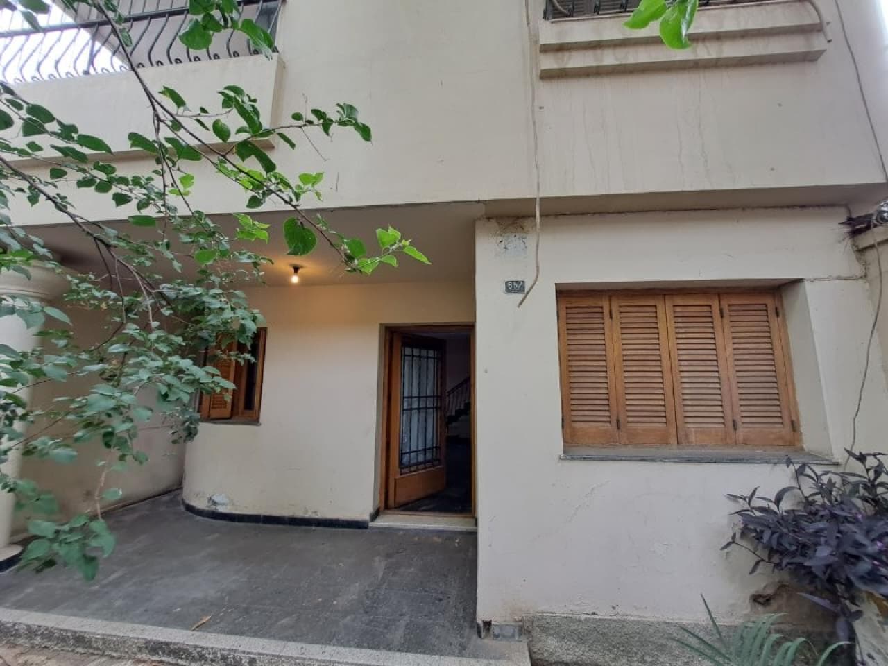 Venta. Casa Mas 2 Departamentos. Excelentes Condiciones. Capital