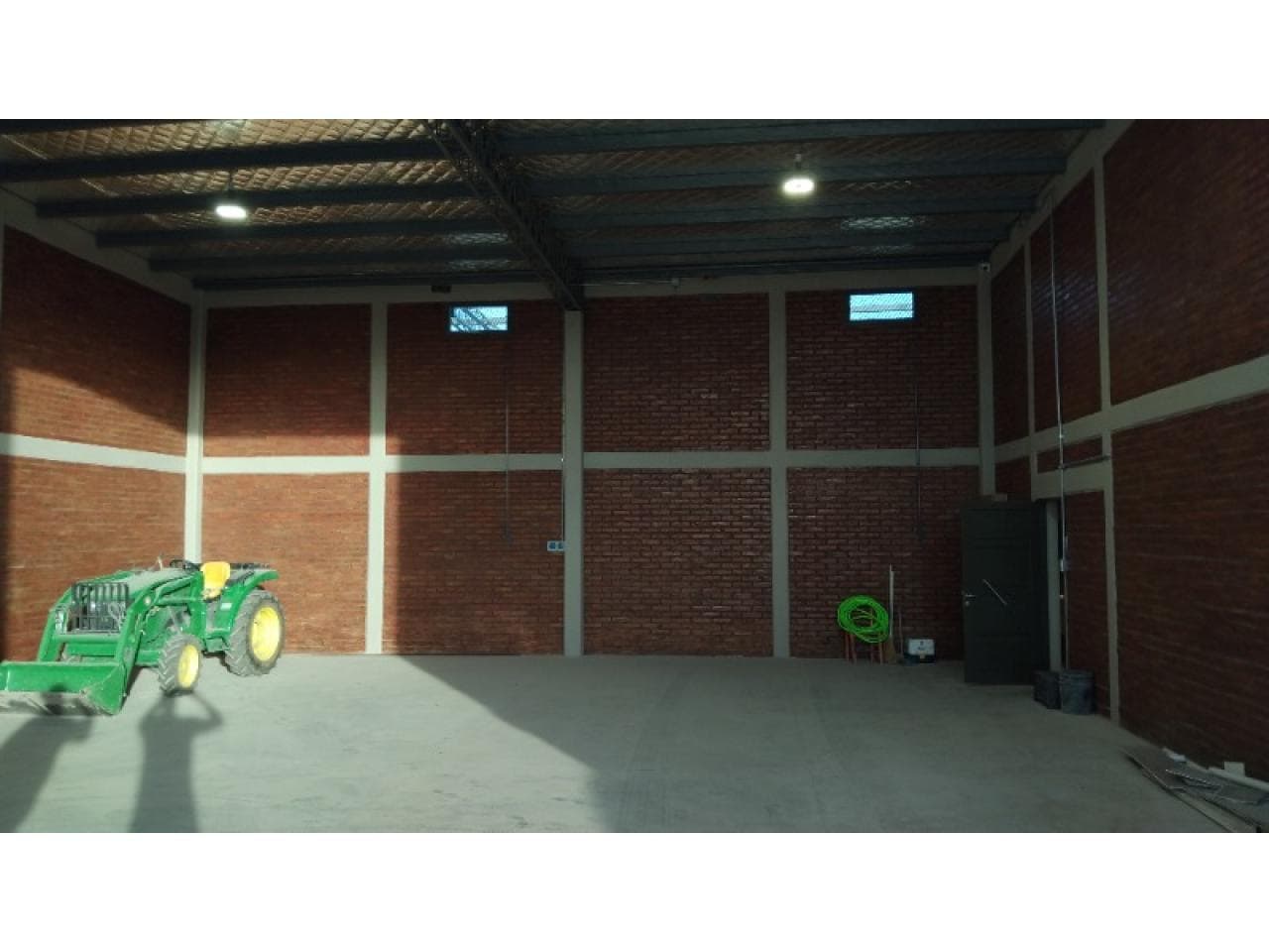 Alquilo Hermoso Galpon A Estrenar