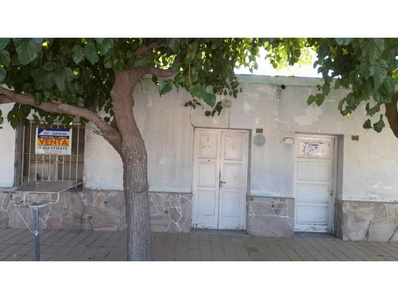 Venta. Concepción, Casa Mixta, 4 Dormitorios, Amplio Fondo, Alarma.