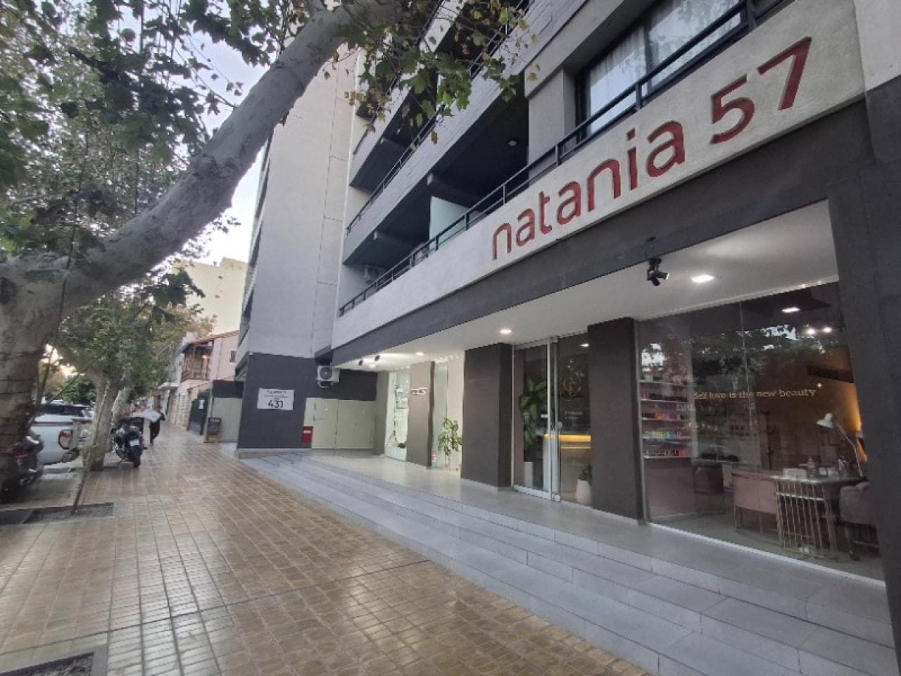 Venta Flamante Depto. Planta. Baja , En Las Torres "natania 57" - Con Amplio Patio Propio.-