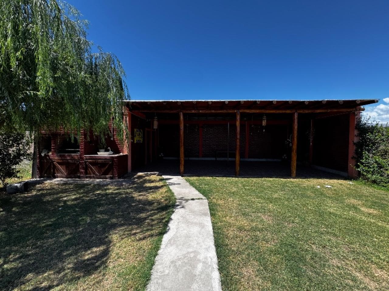 Lote En Barrio Cerrado Con Quincho, Parrillero Y Piscina
