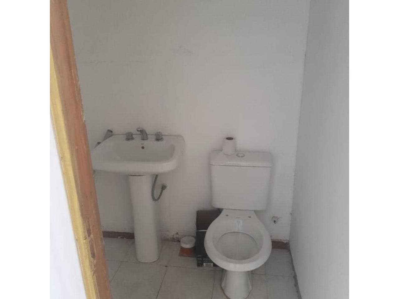 Alquiler. Local Comercial Villa Krause