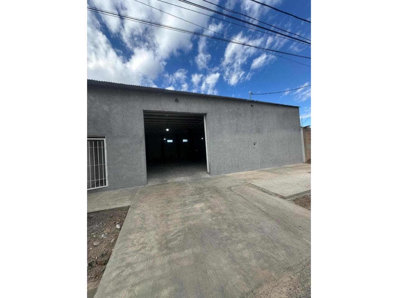 🏡 Alquiler: Galpón En Santa Lucia, Limite Capital.