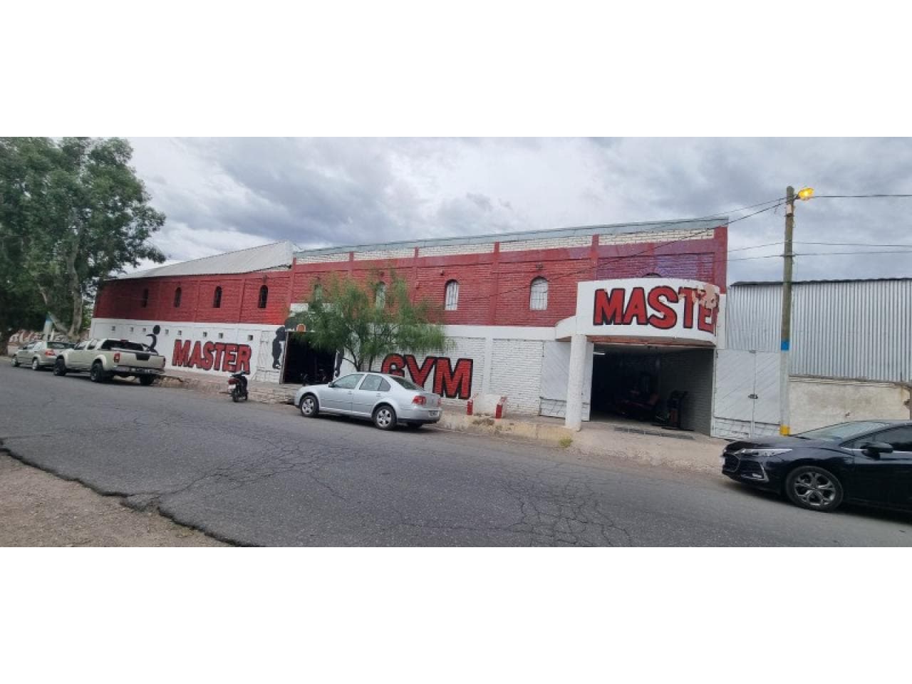 Venta. Salon Comercial Sobre Ruta 40  En Rawson