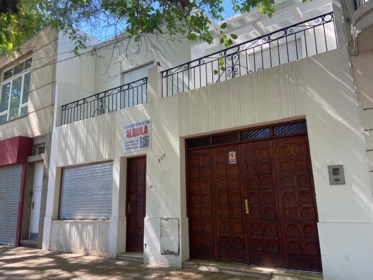Casa Para Uso Comercial En El Centro, Dos Plantas - Capital - Alquiler