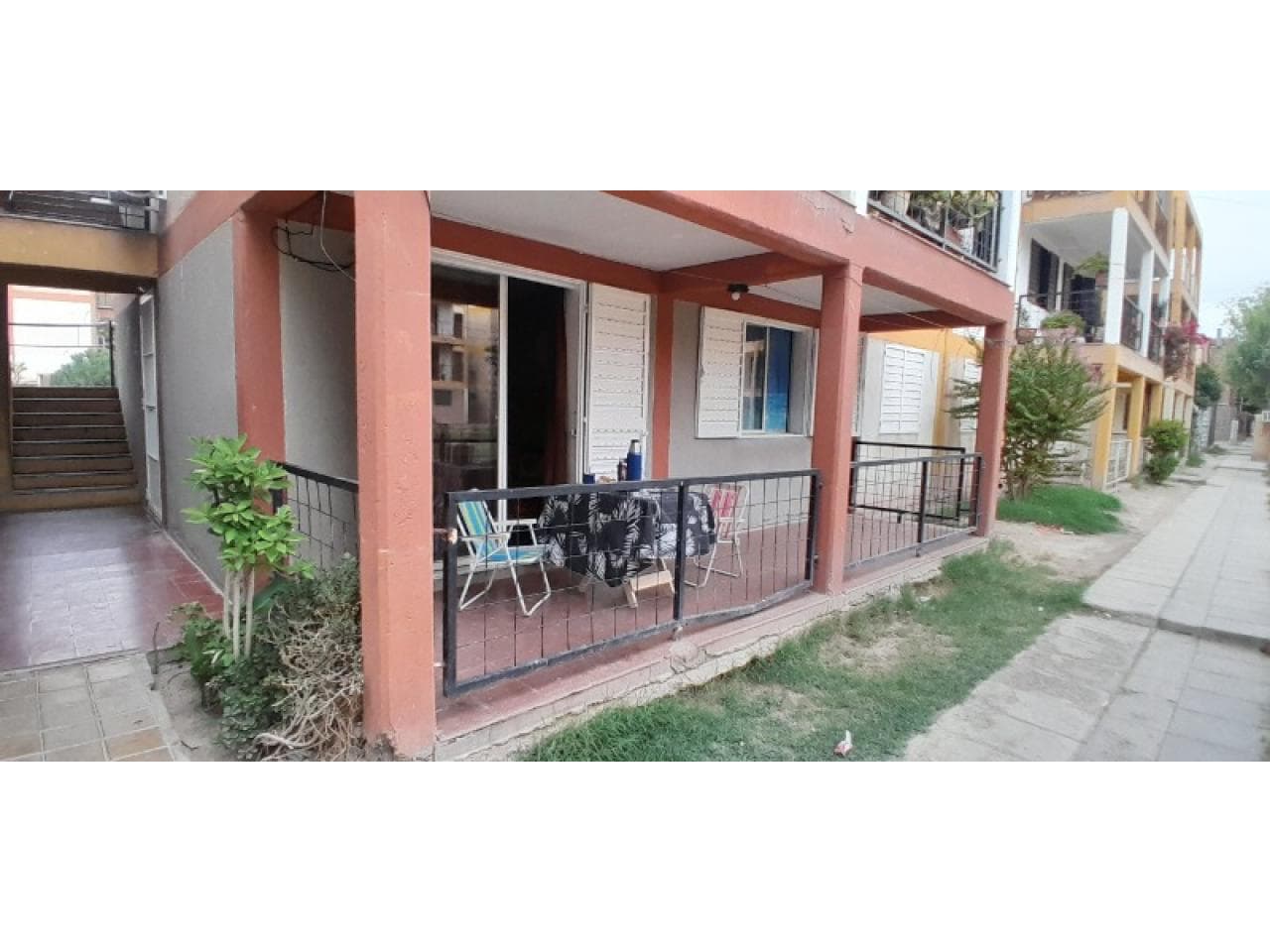 Permuto O Vendo Por Depto Zona Trinidad O Serca Club Uvt,planta Baja,  B° Aramburu  Sobre Calle Principal,