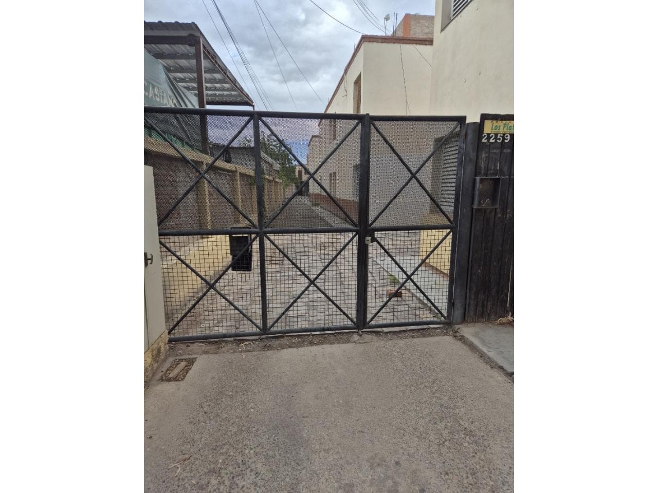 Vendo Departamento De 2 Dormitorios. Santa Lucia