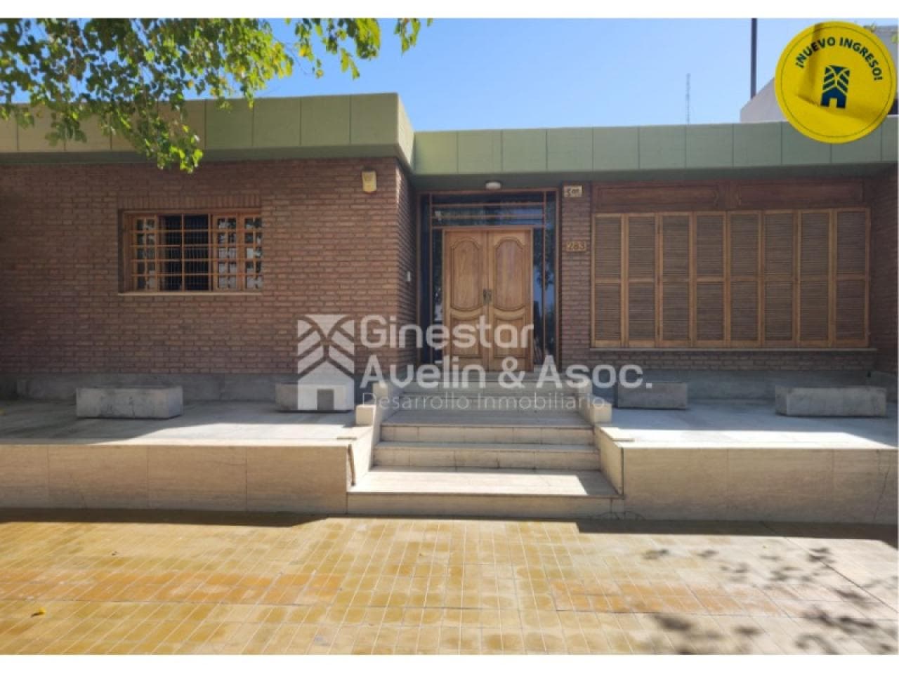 Venta - Importante Casa Céntrica 9 De Julio Y Catamarca - Capital
