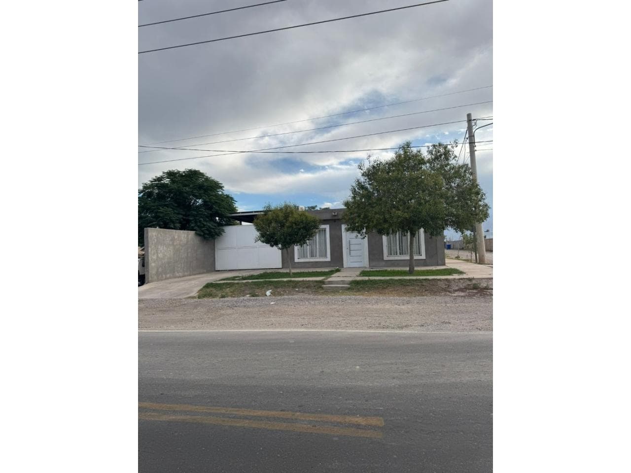 Venta. Hermosa Casa, 3 Dormitorios. En Rawson.