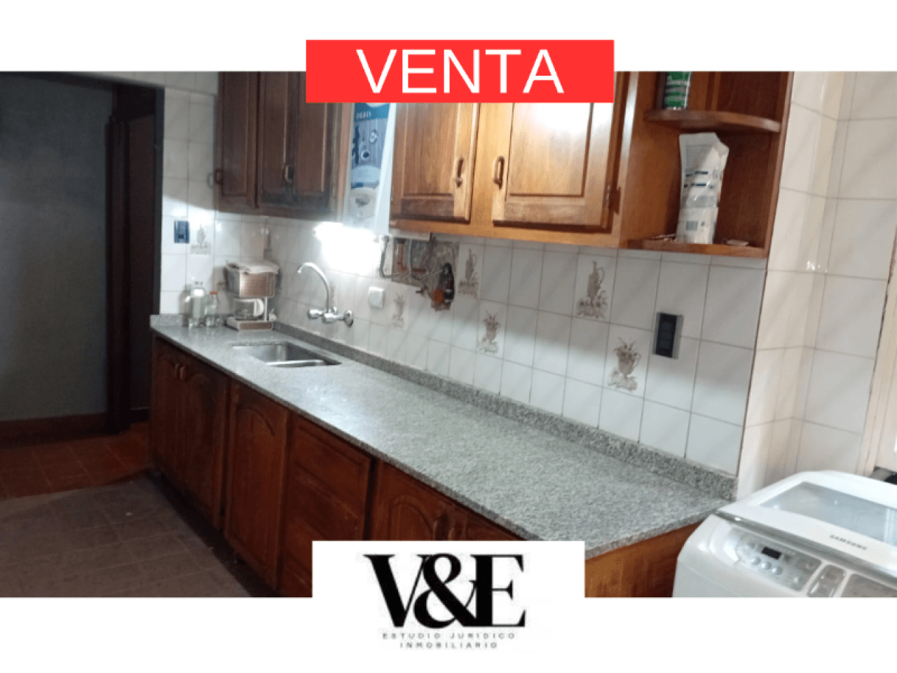 Venta. Depto, 3 Dormitorios. Planta Baja Rivadavia