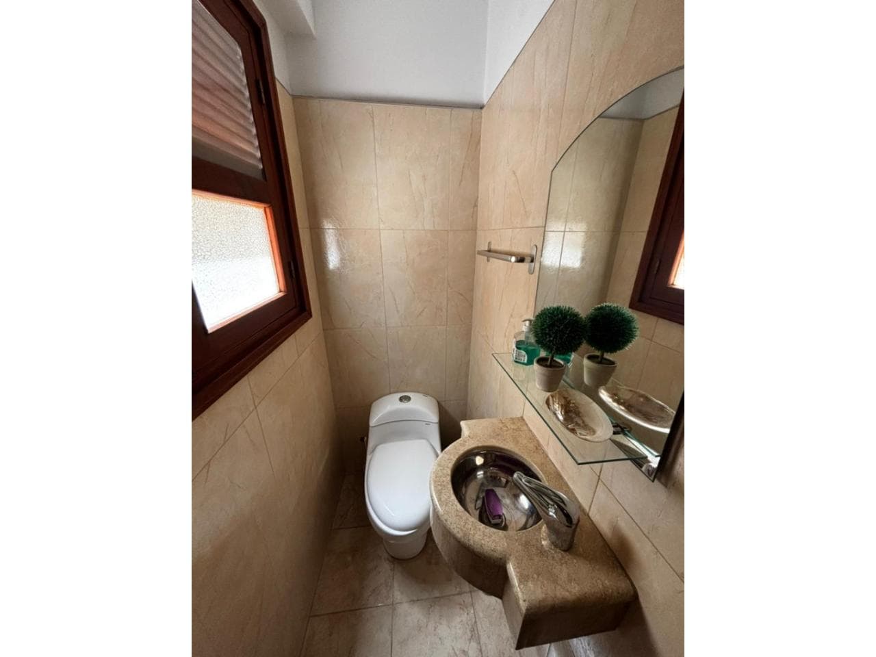 Venta. Libertador Y Mendoza Departamento De 2 Dormitorios De 97 M²