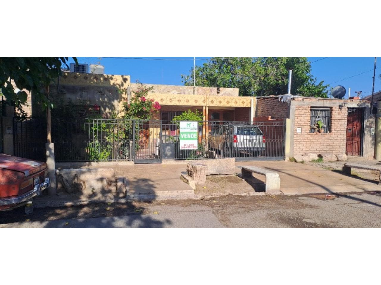 Venta. Casa En Rivadavia A Metros Del Municipio