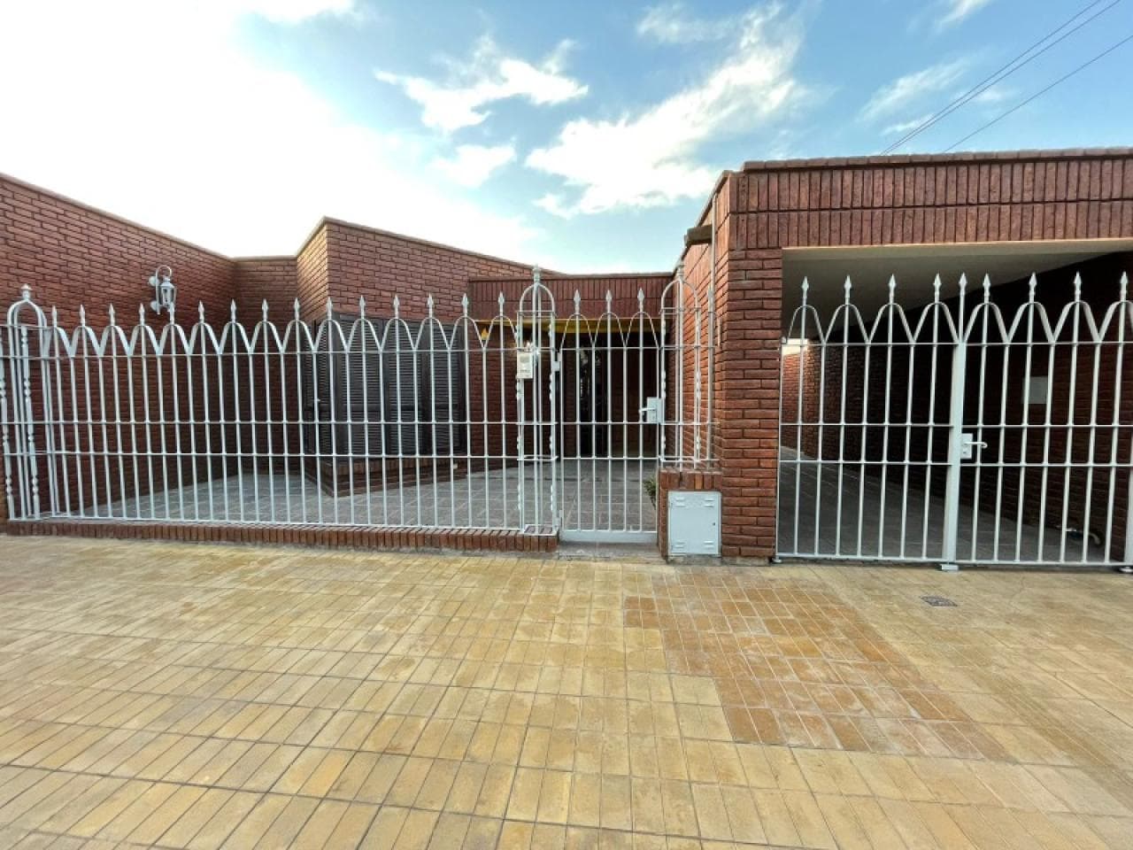 Casa En Venta Sobre Calle Maipú. Capital