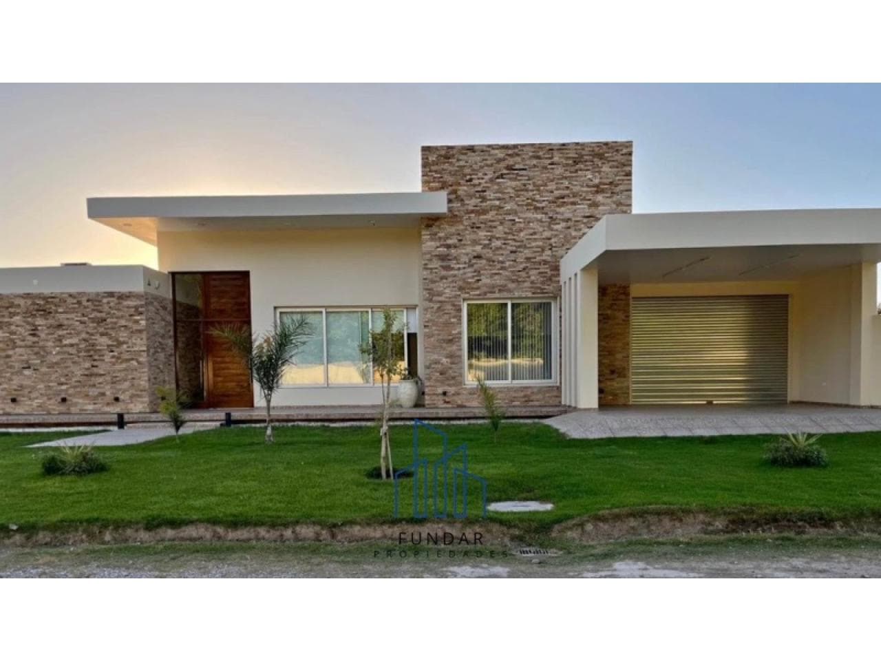 Venta Casa A Estrenar En Barrio Privado Brisas - Santa Lucia