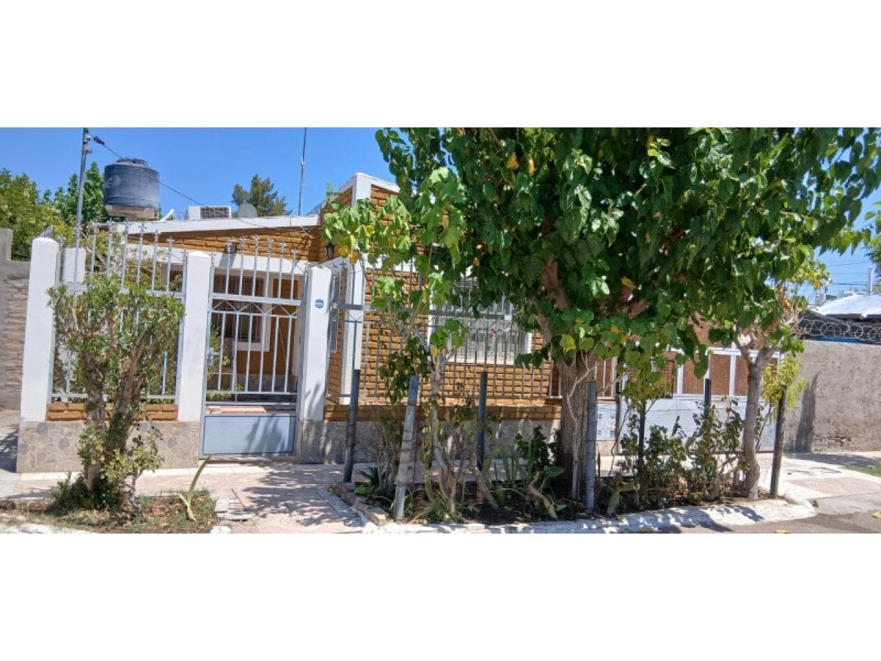 Vendo Casa En Villa Mariano Moreno - Chimbas