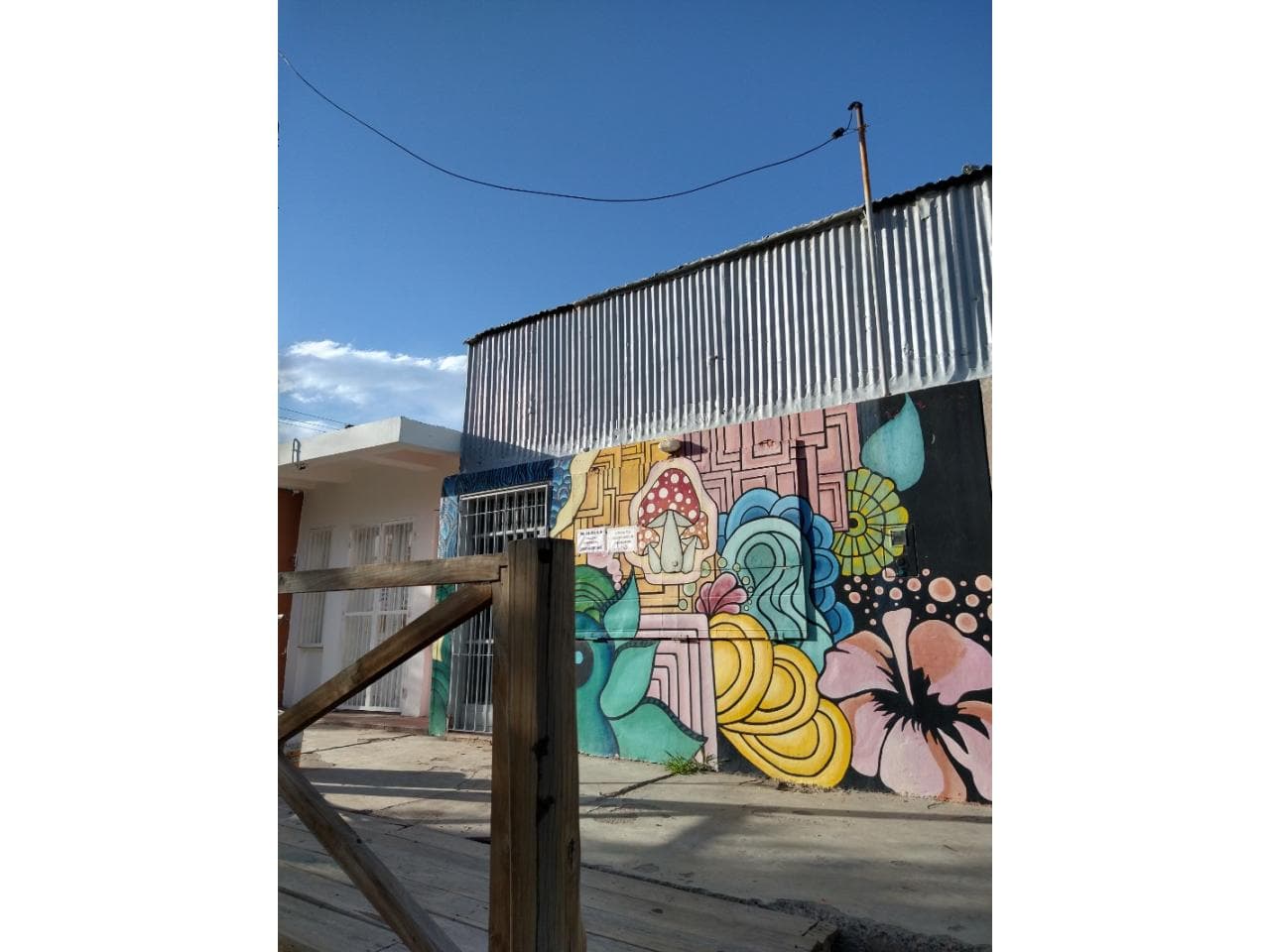 Alquilo Salón Comercial / Deposito (dos Pisos Con Gran Espacio)