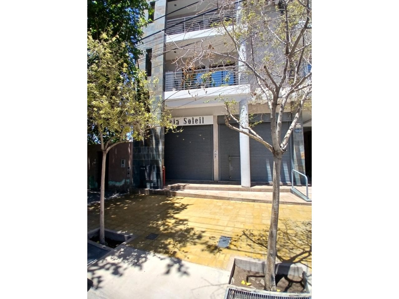 Venta Llave De Negocio De Solarium En Calle Falucho, Edificio Urbano I Capital