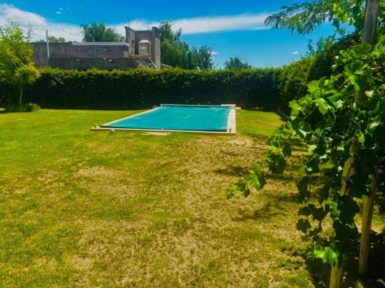 Oportunidad - Venta Casa En Loteo Privado De Zonda - A Mts. De "la Coqueta" .-