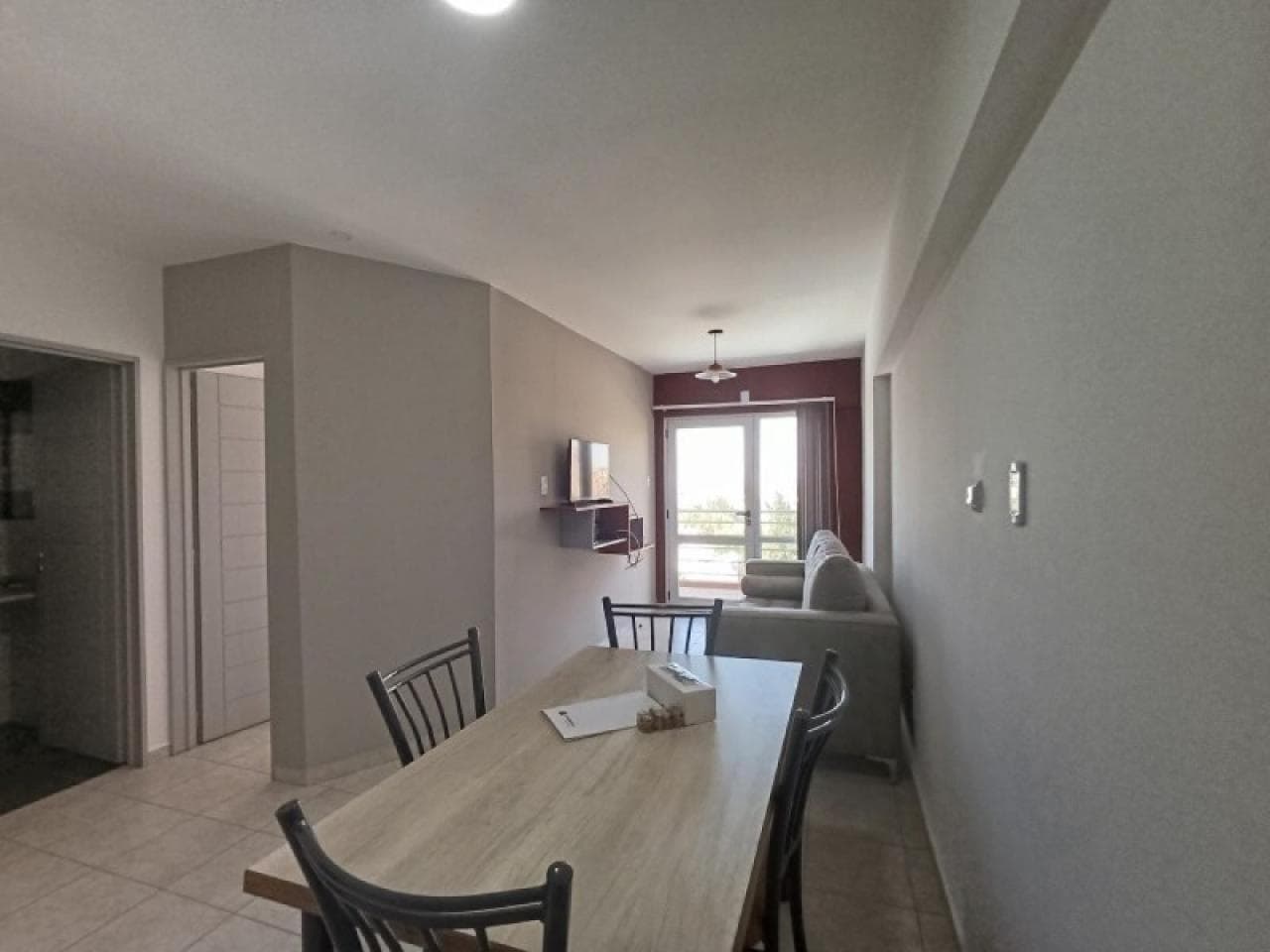 Venta. Edificio Vanguardia. Dpto 1 Dorm Amoblado Con Cochera. Capital