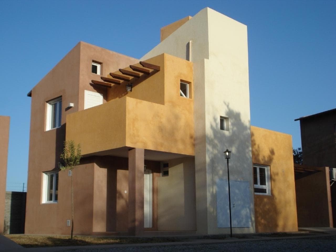 Alquiler Casa Amoblada De 2 Habitaciones - 2 Baños - Complejo Cerrado. Rivadavia