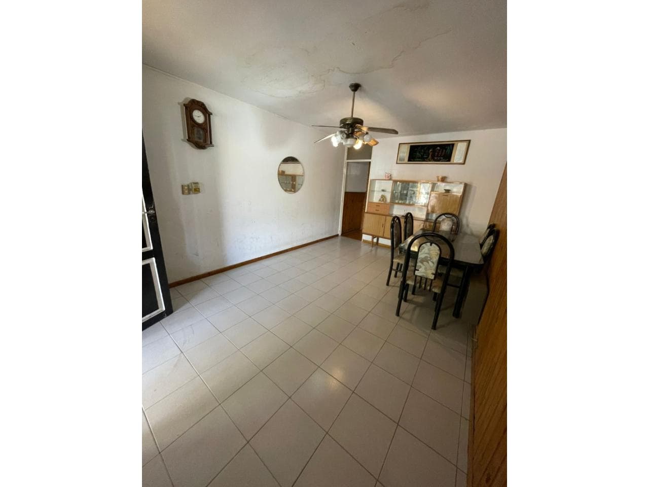Venta. Oportunidad, Casa Excelente Ubicación Comercial .calle Cabot - Barrio Jardin Policial.