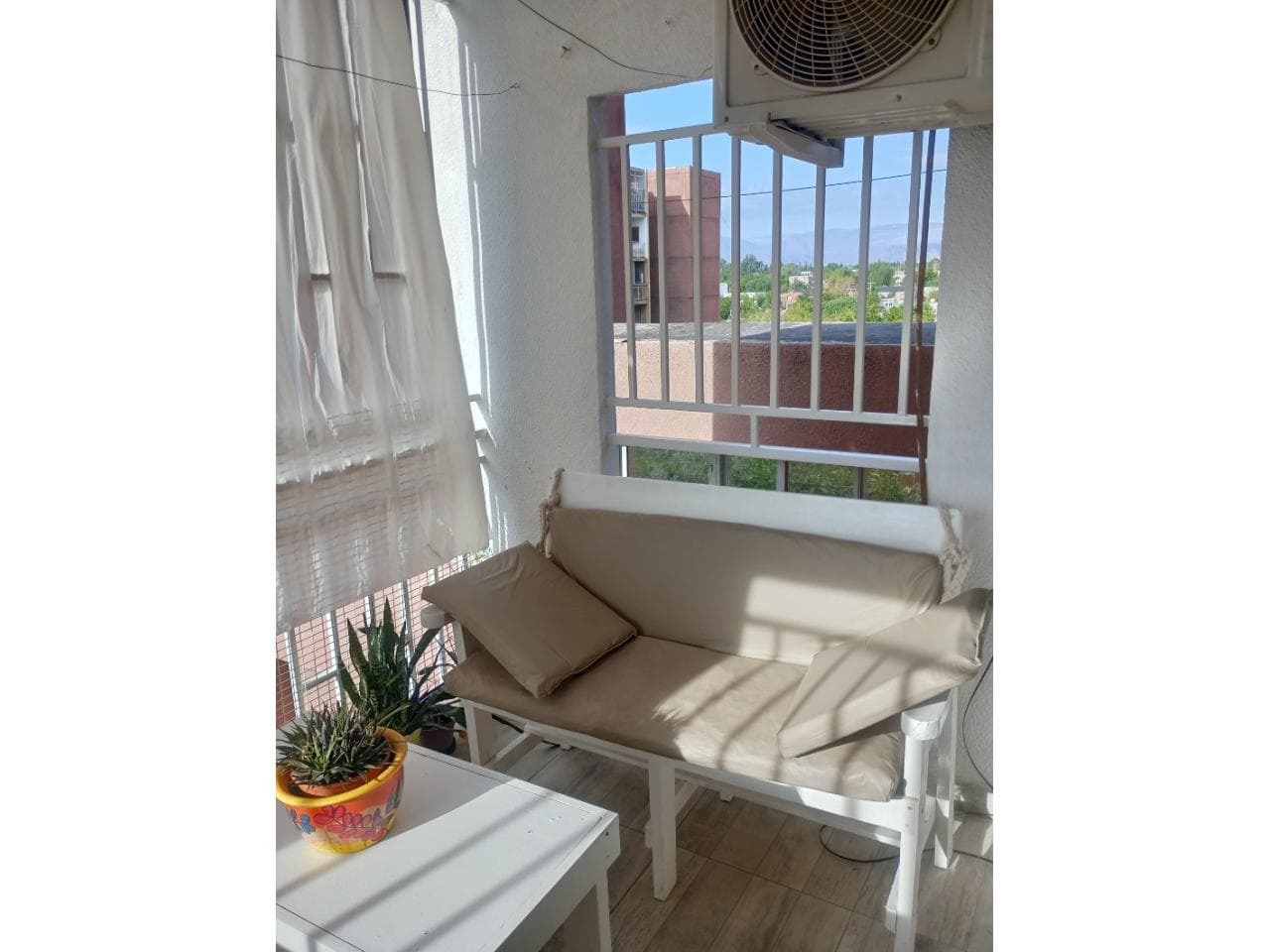 Venta Departamento, Muy Amplio Capital