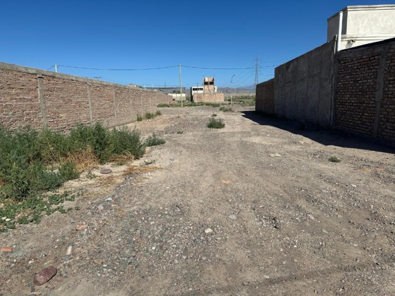 Venta. Lote 236.9 Mts2 En Barrio Alto Verde. Rivadavia