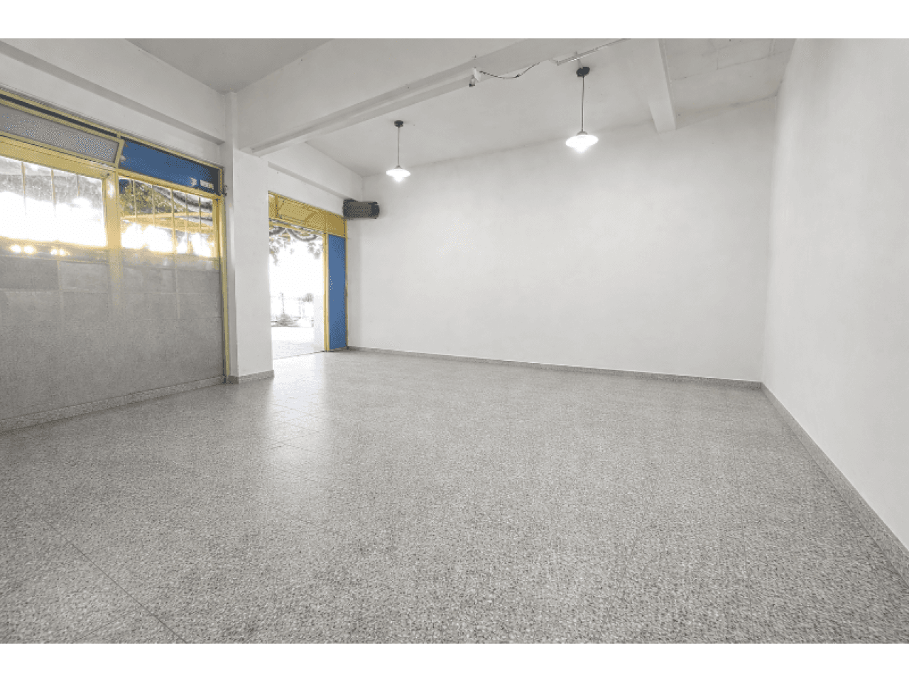 Local En Venta Av España Y 9 De Julio
