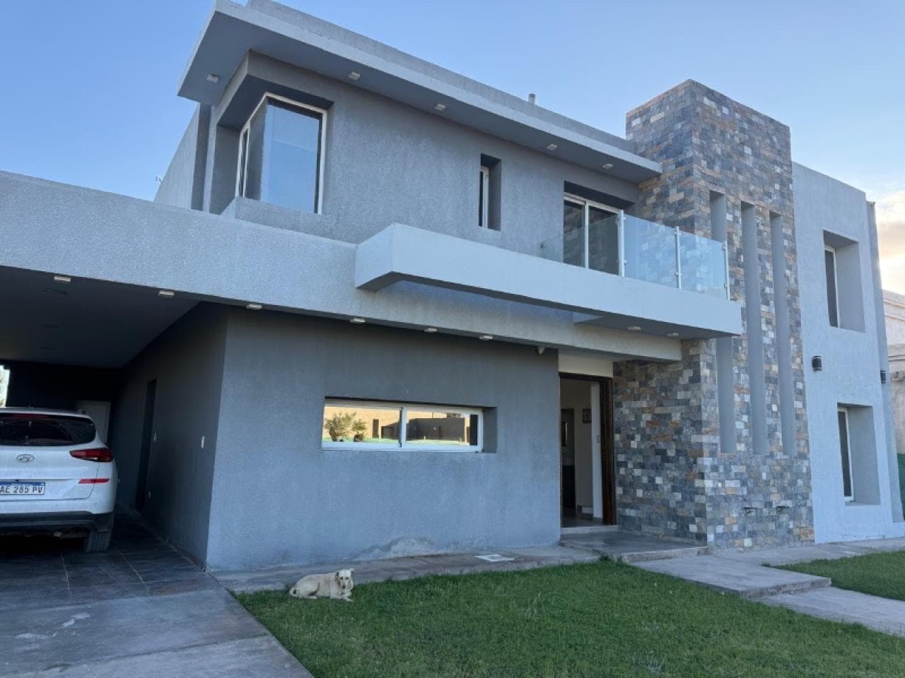 Alquiler - Casa 4 Dormitorios, Barrio Privado San Juan De Los Olivos