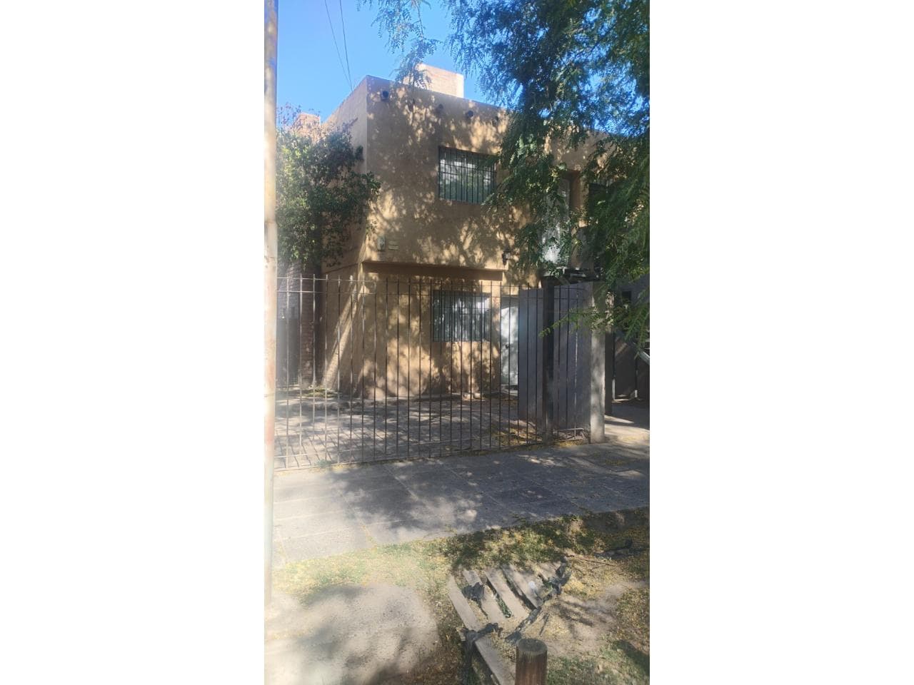 Alquiler Duplex Foro De Abogado, Frente Al Shopping. Capital