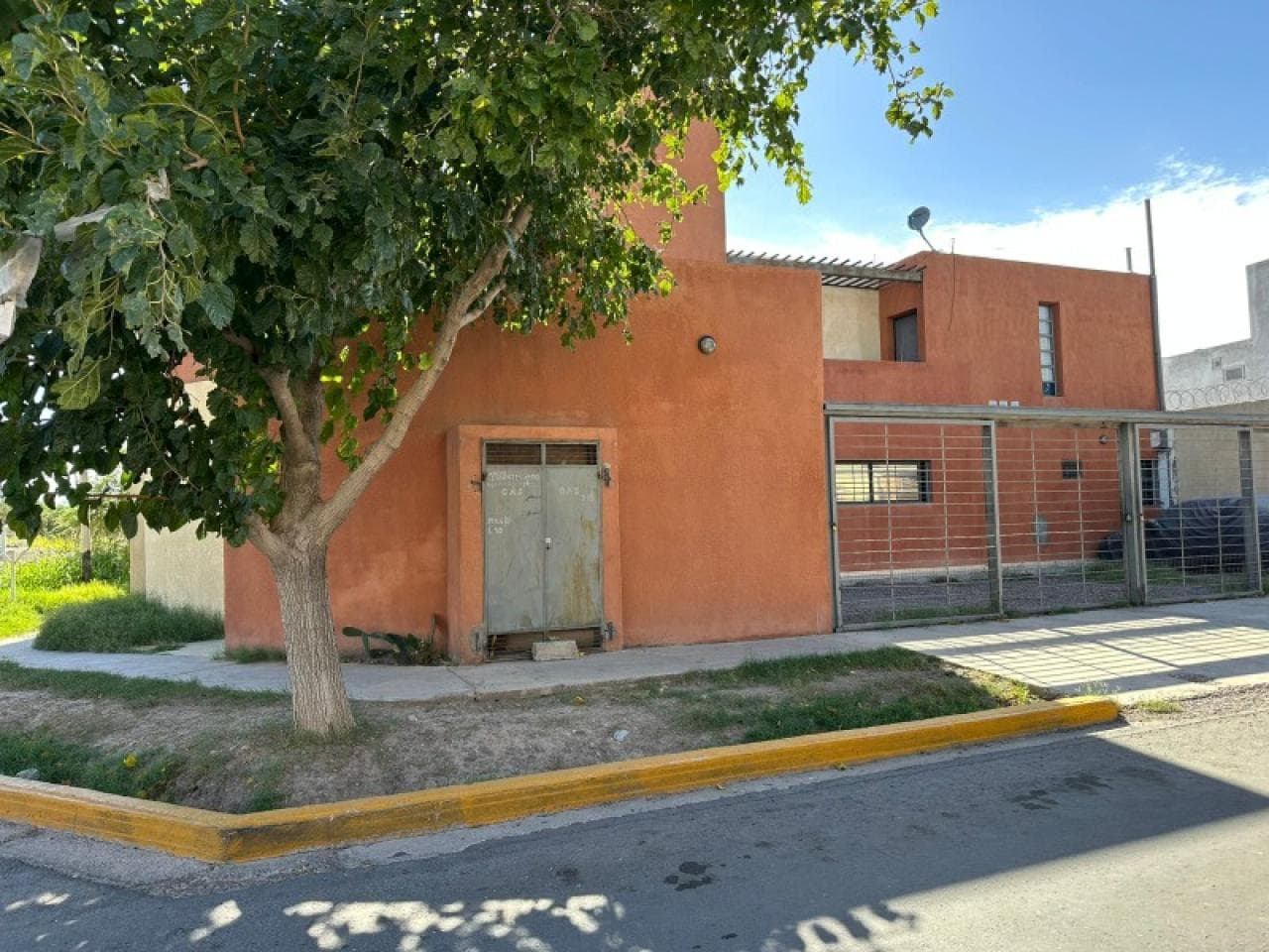 Alquiler Departamento 1 Dormitorio Y Living Barrio Mutual Del Banco San Juan 2. Capital