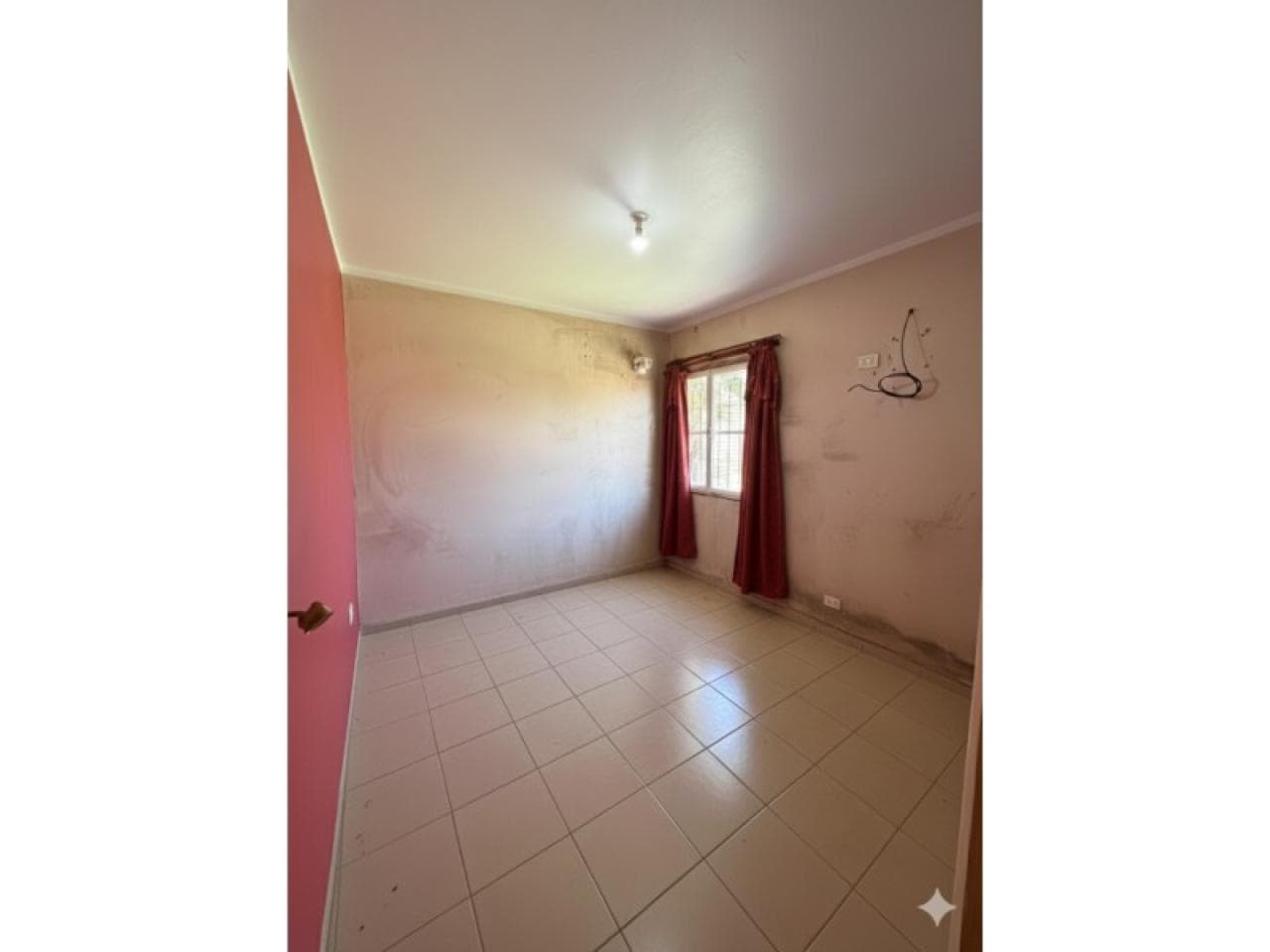 Casa En Venta De 3 Dormitorios. Apto Para Crédito - Barrio Bella Vista. Pocito