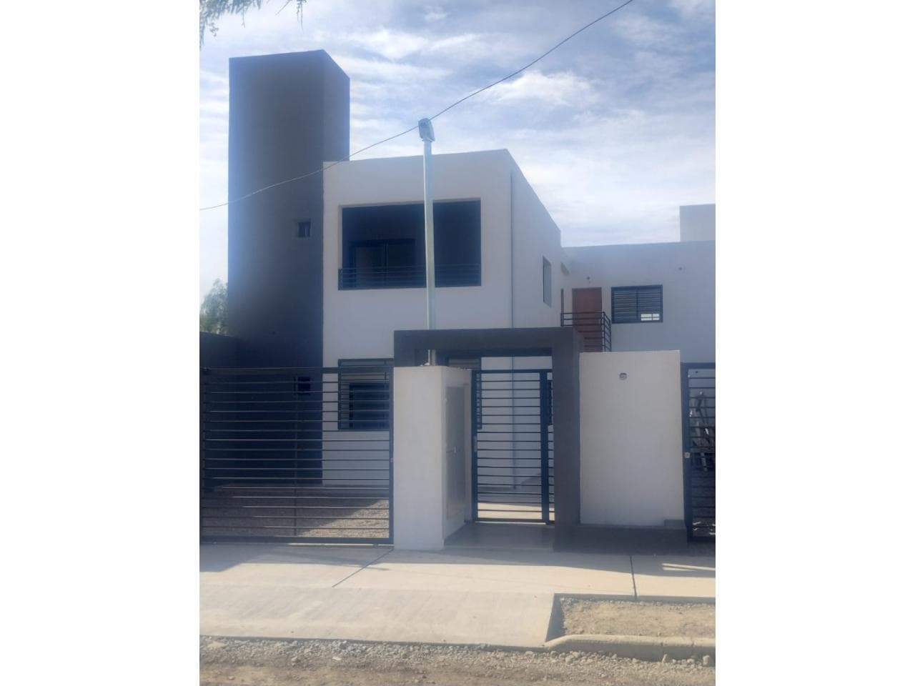 Venta Departamentos A Estrenar De 1 Dormitorio En Hermoso Complejo "jardines Del Oeste". En Rivadavia
