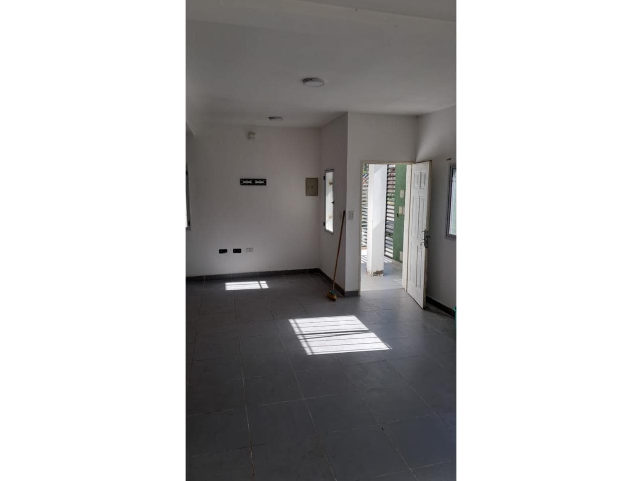 Alquiler. Monoambiente En Barrio Fanzolato. Rawson