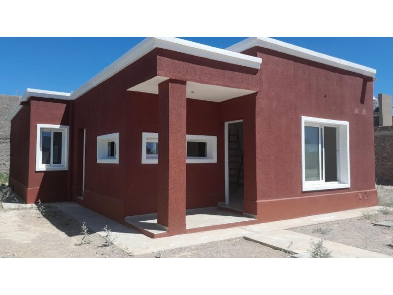 Oportunidad Casa A Estrenar En Venta En Complejo Privado 2 Habitaciones, 1 Baño Y Garage Apto Crédito. No Permuto