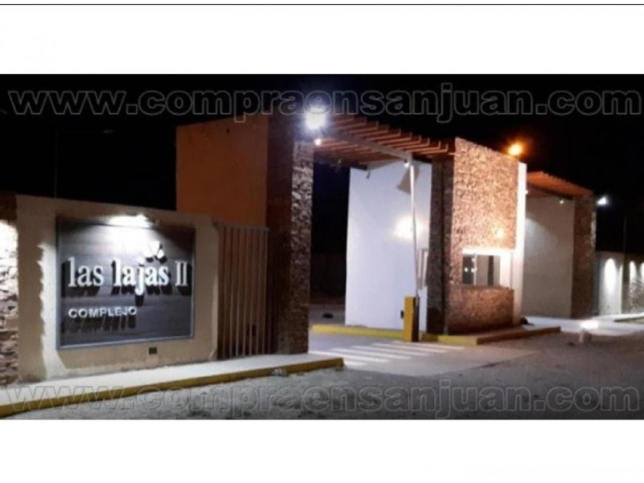 Venta. Casa 2 Dormitorios Complejo Las Lajas 2. Chimbas