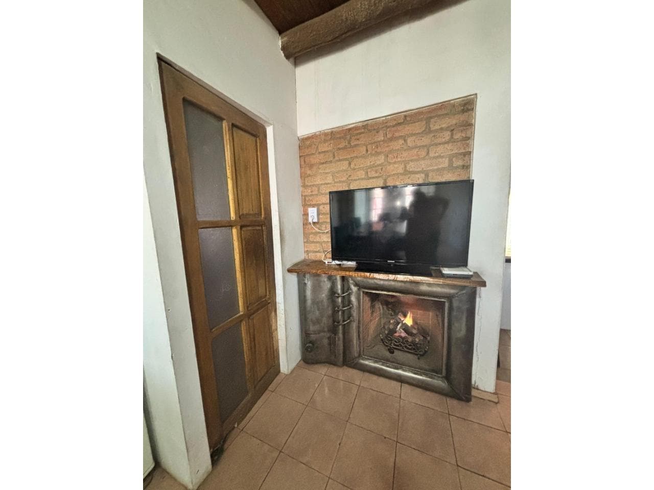 Venta Casa 3 Dormitorios Dos Baños Y Piscina. Rawson Se Recibe Camioneta, Se Puede Financiar 20% Del Valor Total