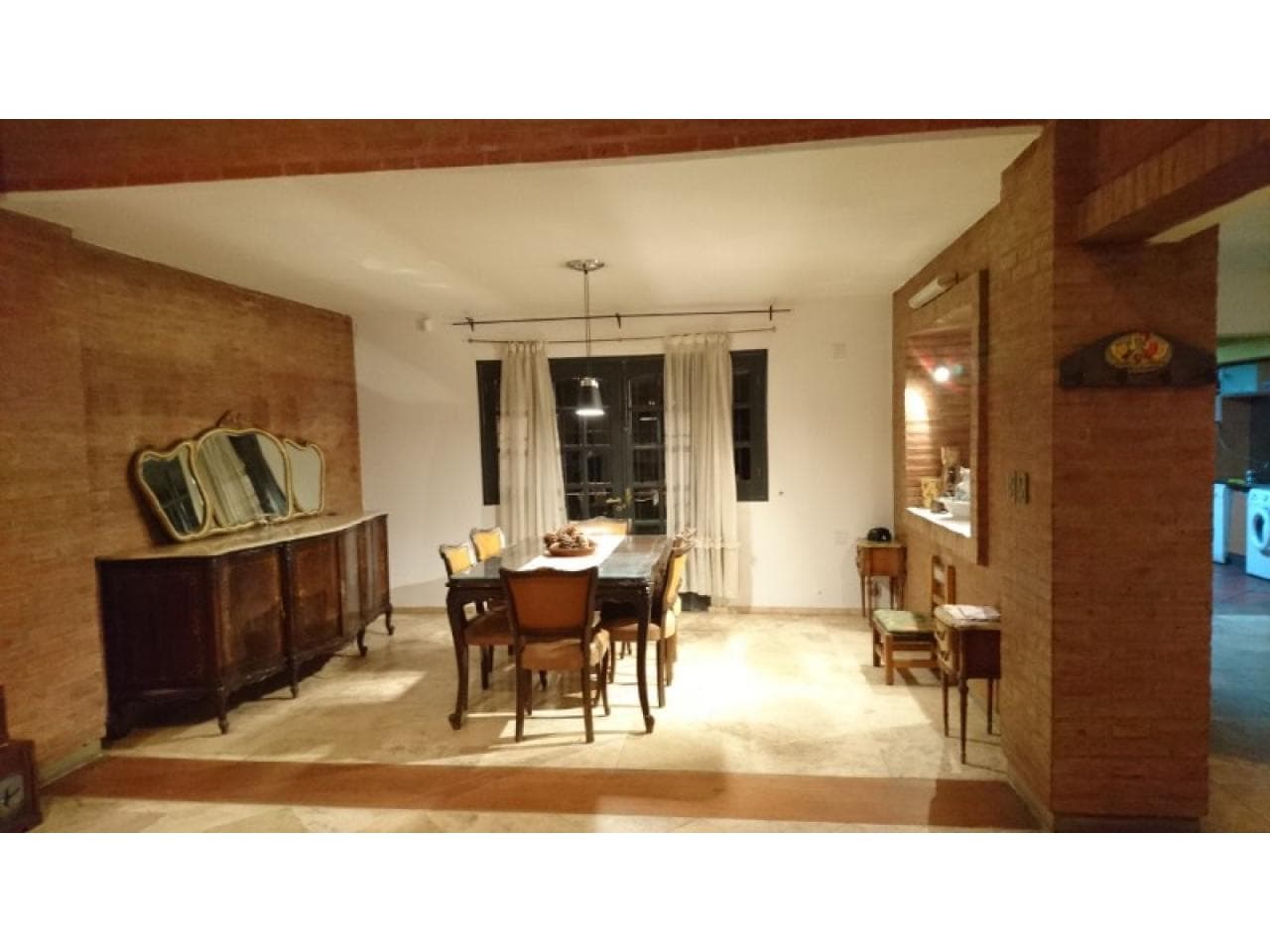 Venta. Destacado Inmueble ( Barrio Residencial) Capital