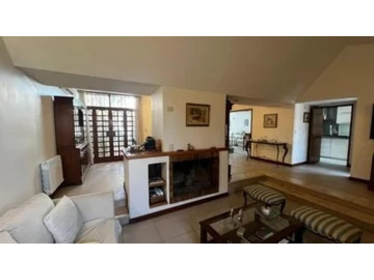 Venta Casa De Categoria Premium Sobre Ignacio De La Roza - Frente A Panaderia "la Reina" .-