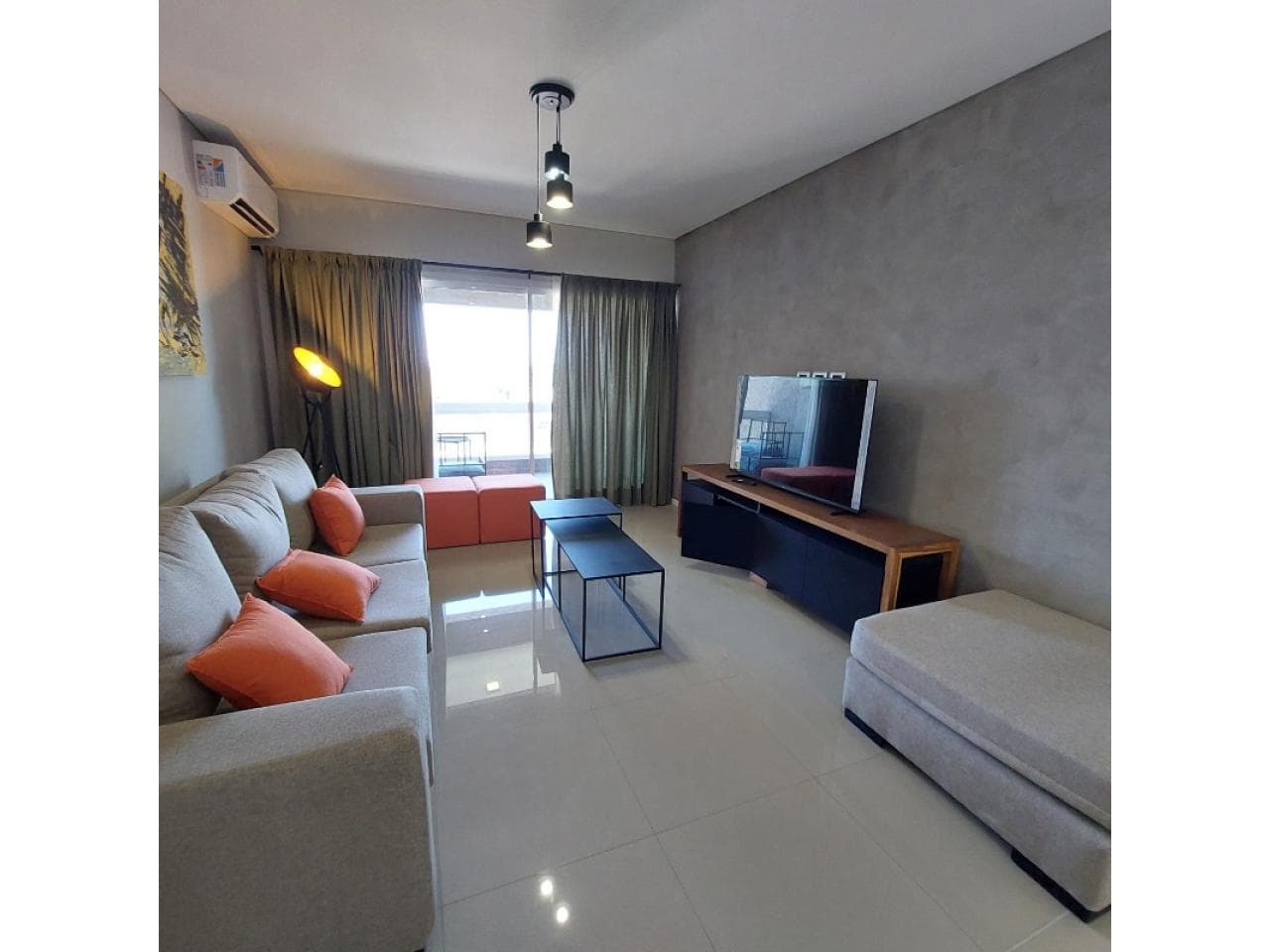 Alquiler. Elegante Dpto. 2 Dorm. 2 Baños Full Amoblado. Santa Lucía