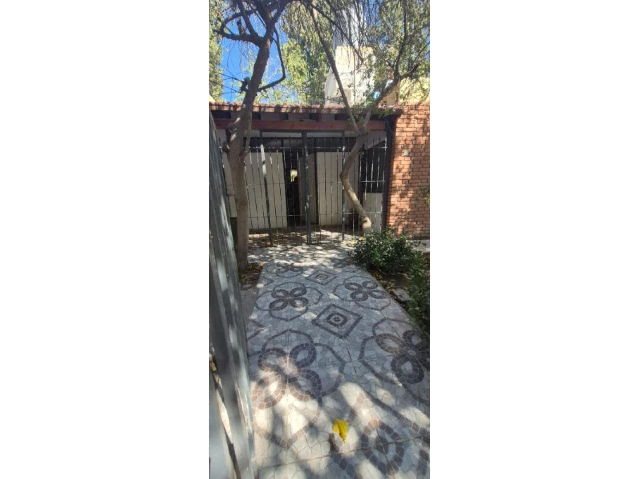 Venta - Casa De 3 Dormitorios En Concepción - Capital