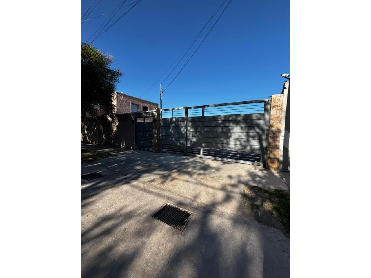 Venta. Barrio Privado Por Calle Gorriti A Metros De La Plaza De 366 M². Santa Lucia
