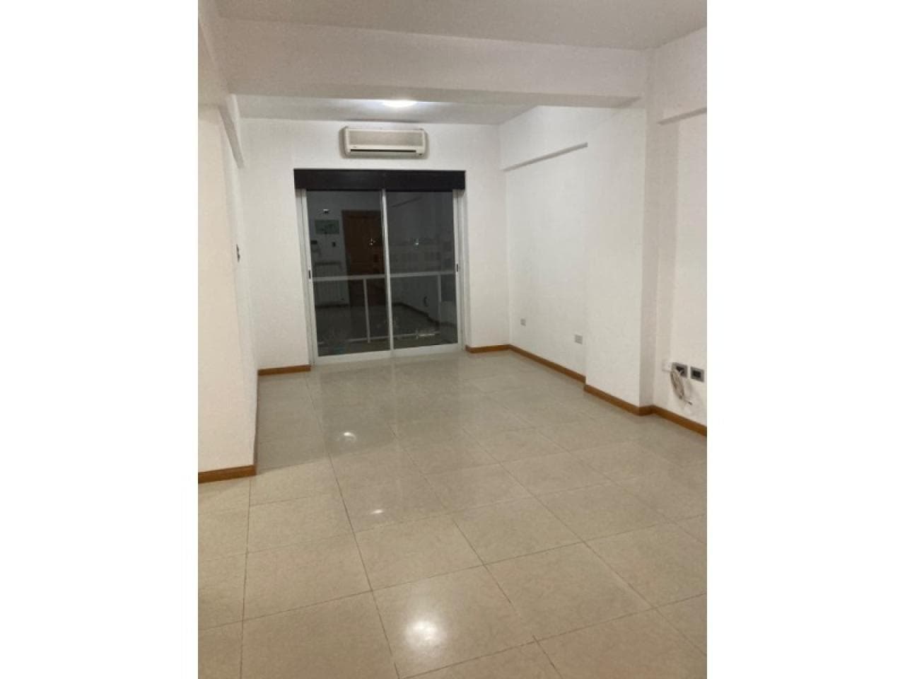 Alquilo Hermoso  Departamento  Con Cochera