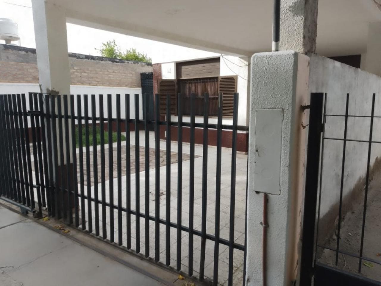 Venta. Casa, Con Transferencia Incluida