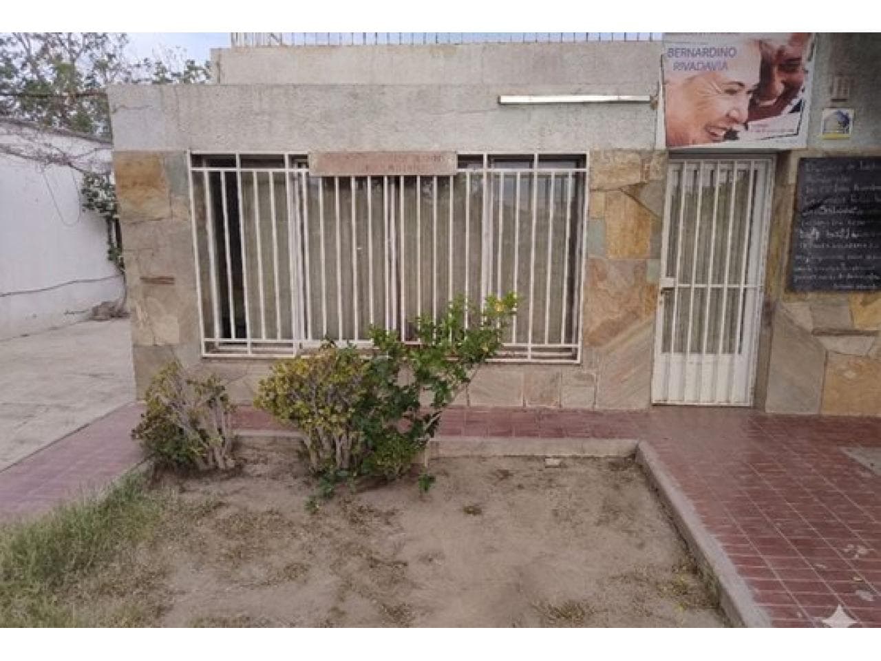 Venta. Casa Sobre Terreno De 2129 M2. Rivadavia. Mls#420981028-377
