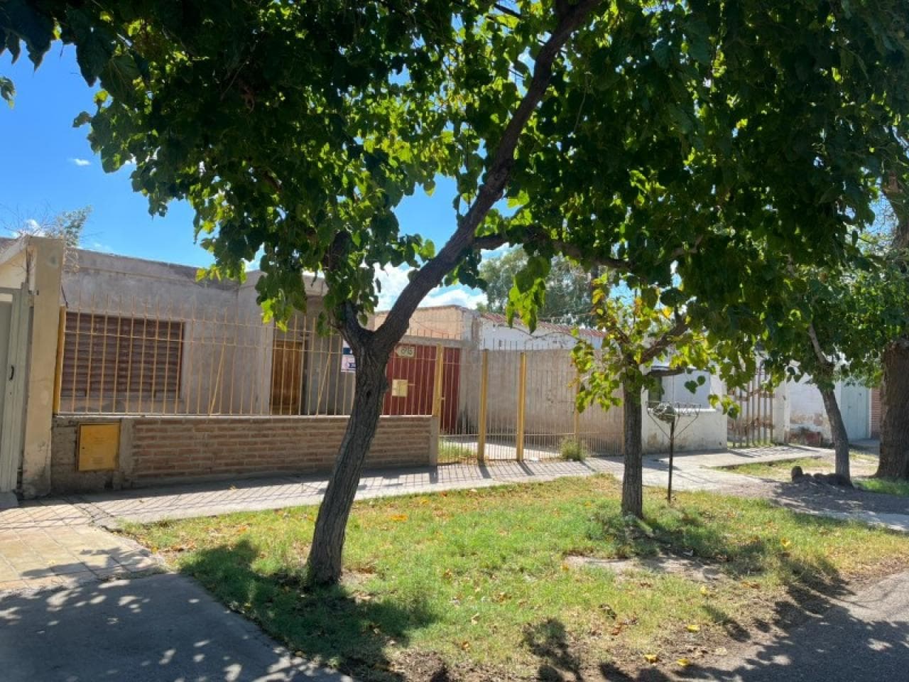 Casa A Demoler En Venta - C69
