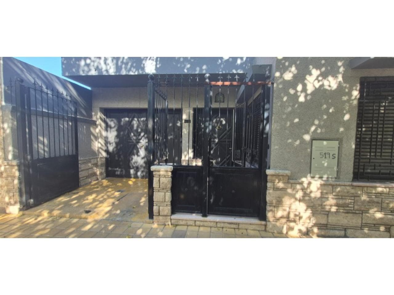 Venta - Casa De 4 Dormitorios 3 Baños En Capital