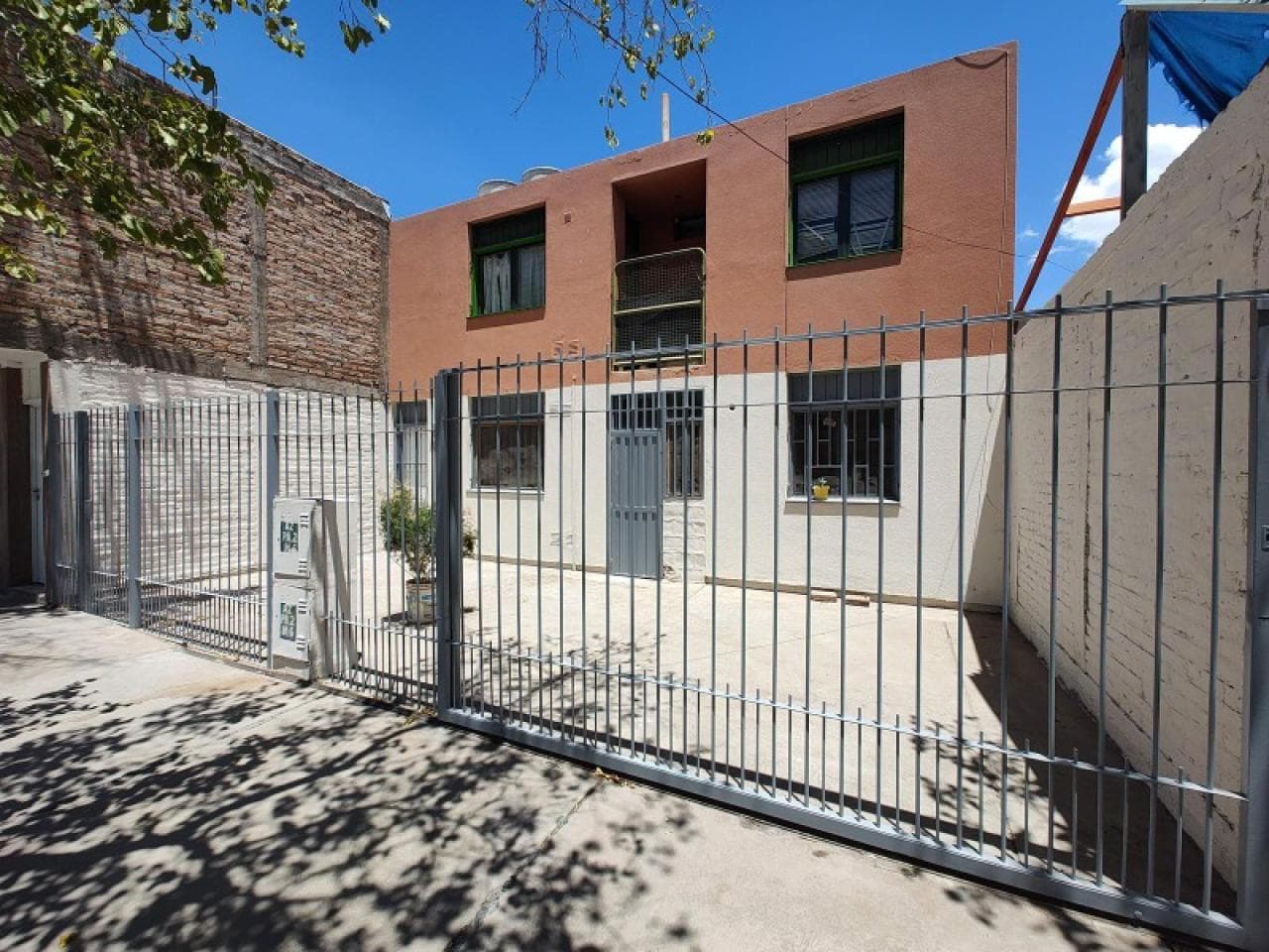 🔶 Habitar Alquiler 🔶 Departamento Rivadavia - B° Cesap. Hugo De León, Casi Meglioli. Zona Universidad.