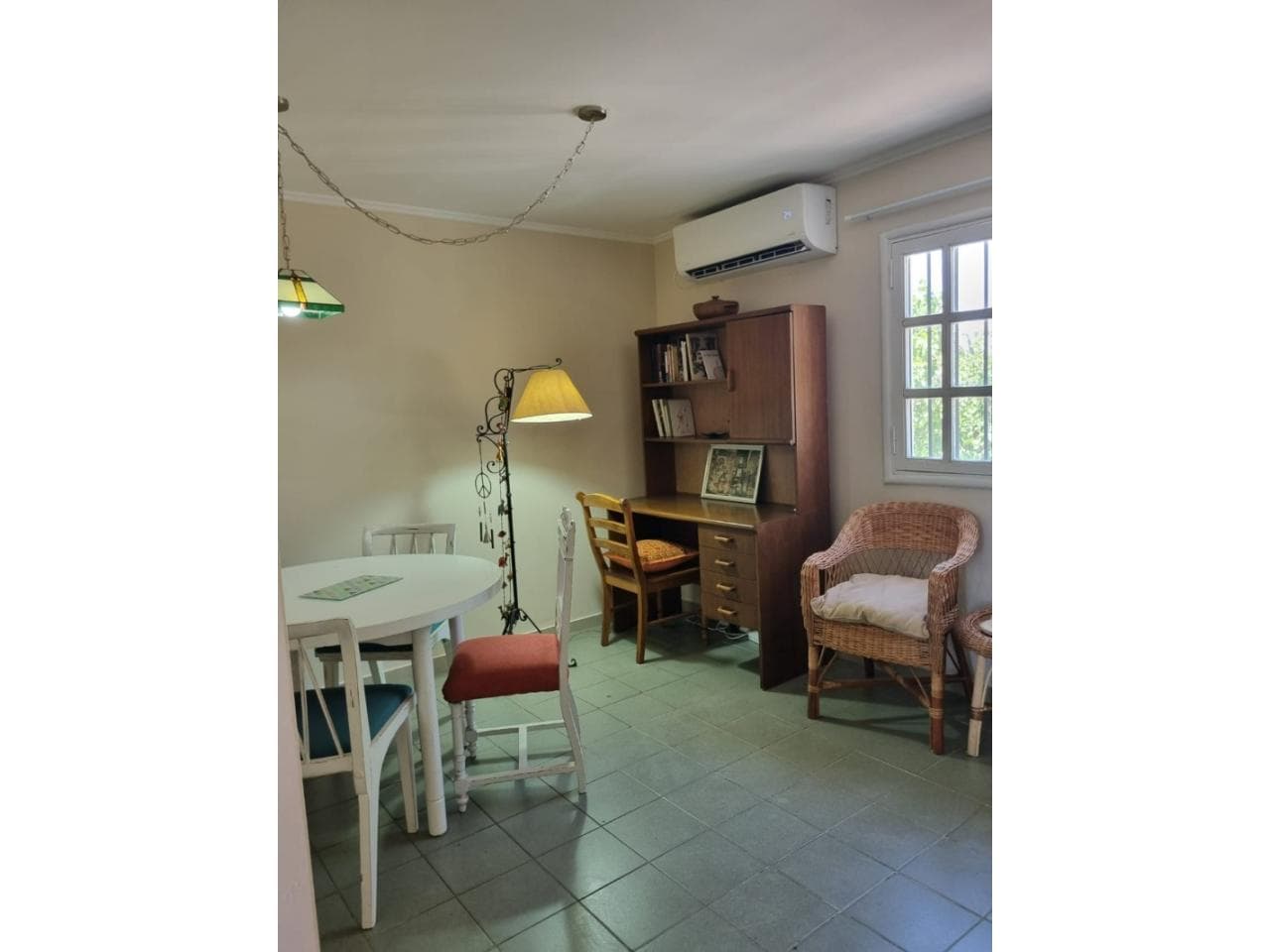 Venta. Departamento 2 Habitaciones, Un Baño, Espacio Para Dejar El Auto